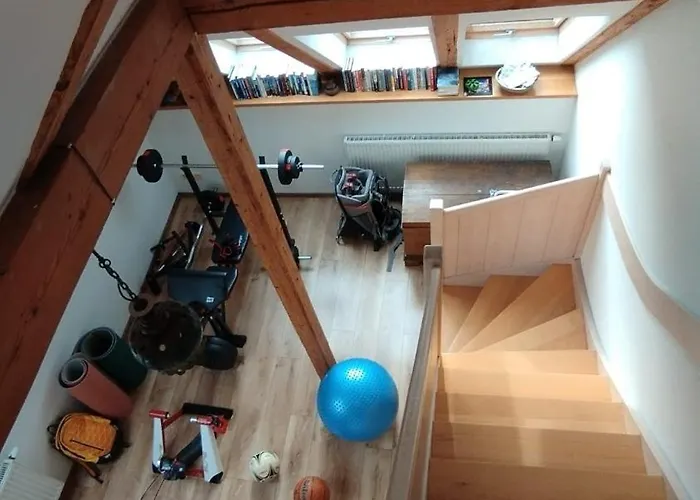 Loft 100m2 - Dwupoziomowy 아파트 옐레니아구라